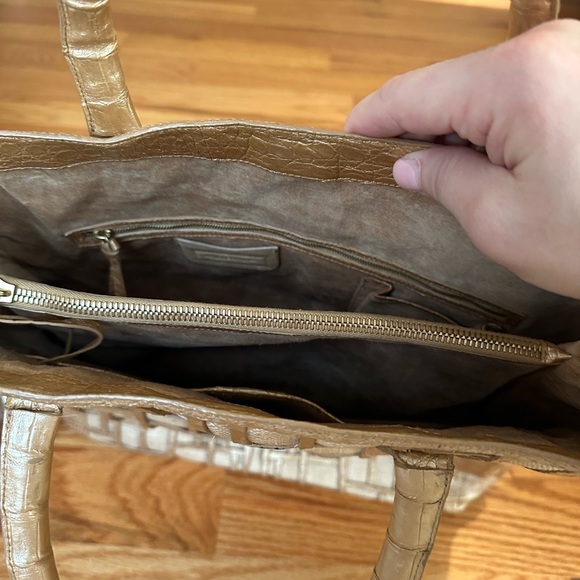 Nancy Gonzalez Raffia & Croc Leather Tote - Picture 7 of 10